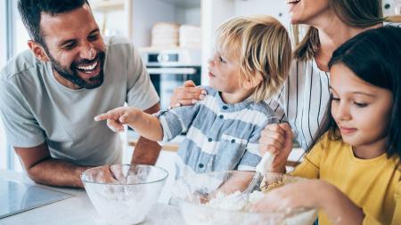 9 tipů, jak doma i venku zabavit děti, když se dny krátí. Vyzkoušíte?