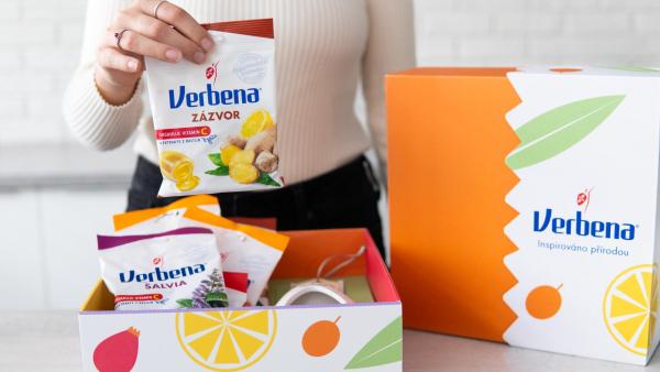 Voňavý balíček plný chutí i energie – bonbony Verbena Zázvor potěší všechny, kdo milují osvěžující chuť s kapkou vitamínu C.