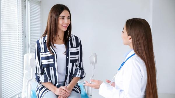 Pokud se objeví neobvyklý výtok či silný zápach z pochvy, navštivte vašeho gynekologa.