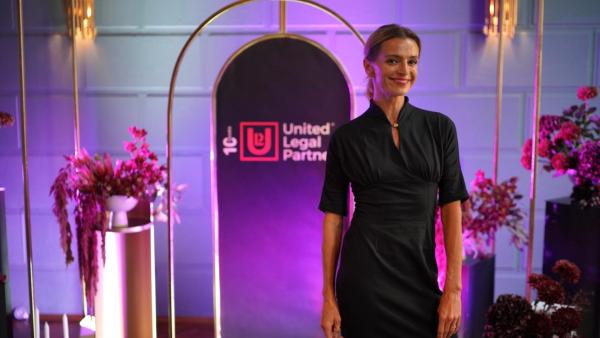 Ivana Jirešová na oslavě 10 let výroční kanceláře United Legal Partners.