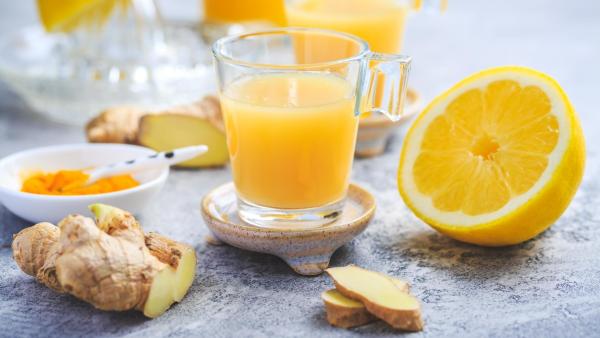 Poctivý ginger shot vás dokáže postavit na nohy.