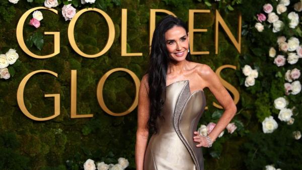 Demi Moore na předávání cen Zlatého globu.