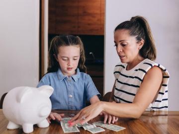 Finanční gramotnost: Jak mluvit o penězích?