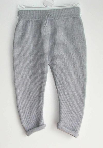 W41 Přízové tepláky / kalhoty vel. 86