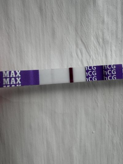 Testování a těhotenský test | 3 testy a duch?
