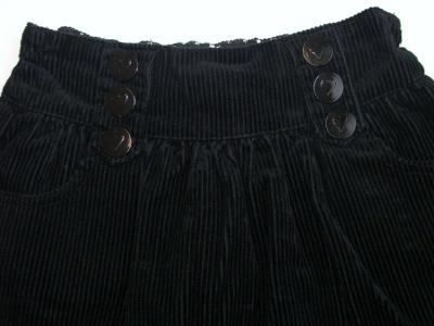 P213 Manšestrová černá sukně vel. 104