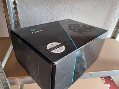 Virtuální realita HTC Vive CE (3)
