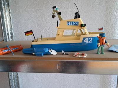 PLAYMOBIL Policejní člun (6)