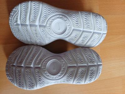 Tenisky NIke vel. 30
