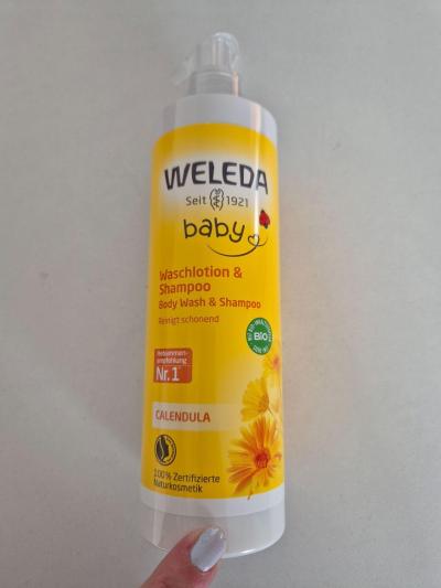 Recenze z kampaně Jemná péče od hlavy až k patě: Jak maminky hodnotí mycí krém a šampon Weleda?