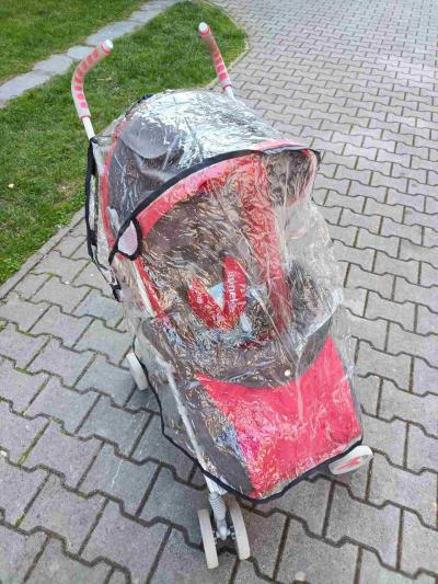 Golfový kočár