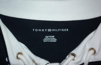 Puntíkované dámské šaty Tommy Hilfiger