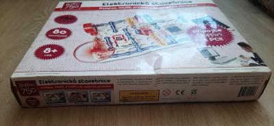 Nepoužívaná a kompletní elektronická stavebnice Boffin 750