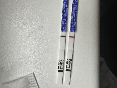 Testování a těhotenský test | Foto: Duch nebo odpařovací ryska?