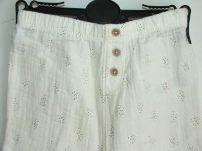 J115 Letní chlapecké kalhoty vel. 80