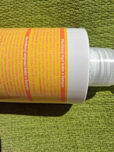 Recenze z kampaně Jemná péče od hlavy až k patě: Jak maminky hodnotí mycí krém a šampon Weleda?