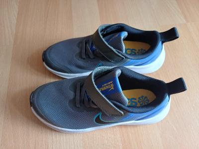 Tenisky Nike vel. 30