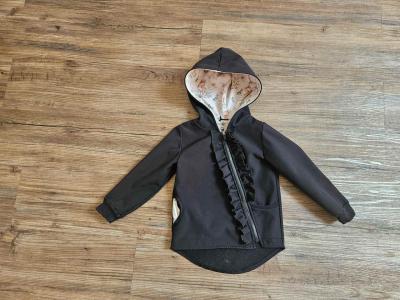 Dívčí černá softshell softshellová bunda volánky