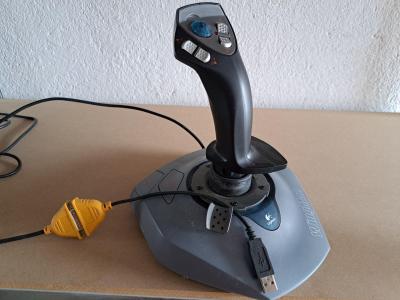 Jouystick Wingman (2)
