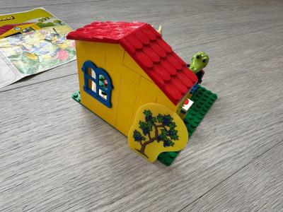Lego 3647 Fabuland, škola