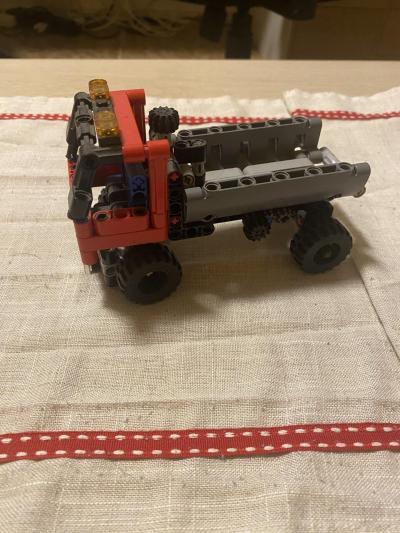 Lego Technic set 42084