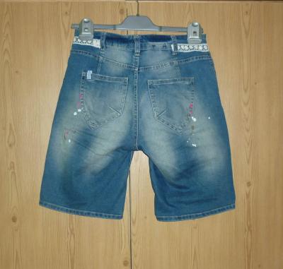 Dámské džínové kraťasy ke kolenům Denim - Takko Fashion