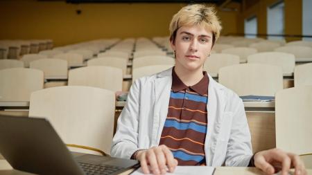 Z mého studenta je najednou studentka. Svět se zbláznil!