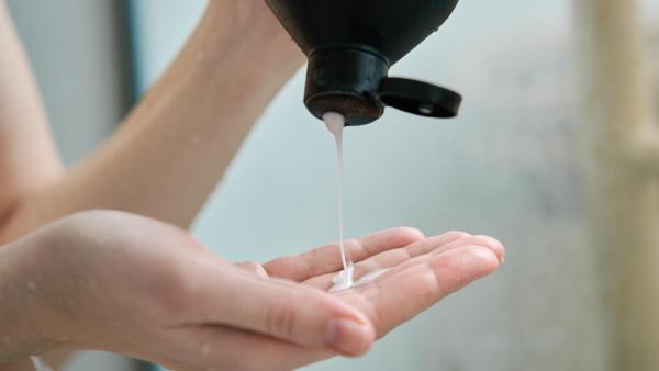 Šampon na vlasy.
